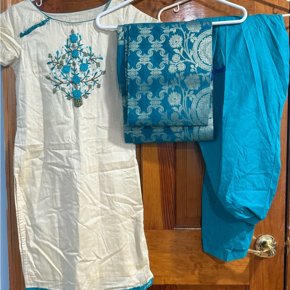 Elegant Cream and Teal Embroidered Salwar Suit
